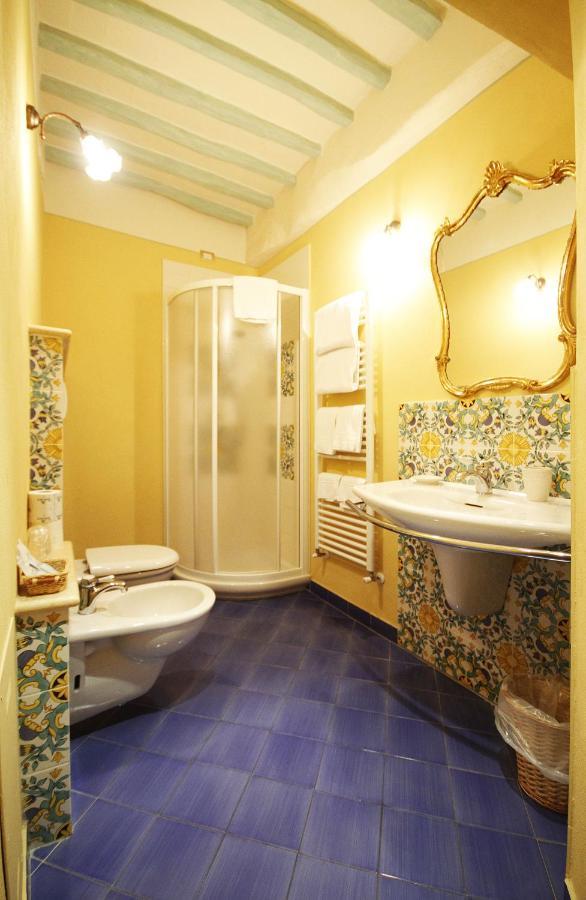 Antica Residenza Cicogna Bed & Breakfast Siena Exterior photo